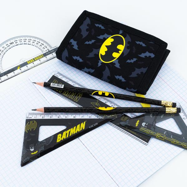 Набір: лінійка 15 см, 2 косінця, транспортир, з принтом DC